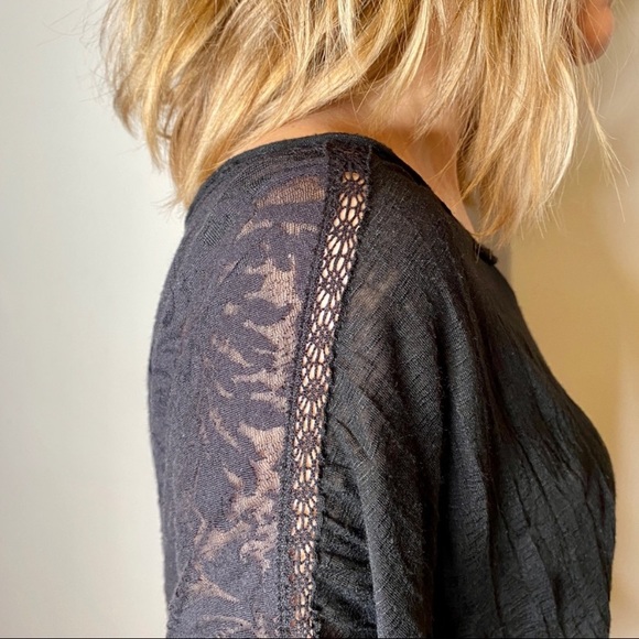 ⭐️2/$35⭐️ Free People Black Lace Batwing Top - Picture 4 of 5